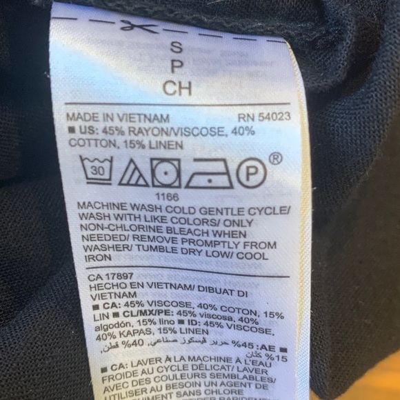 Old Navy Black Ruffle Asymmetrical One-Shoulder Sleeveless Top Women’s Small - Picture 7 of 7